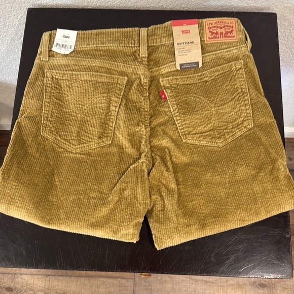 Levi's Denim - Levis Sculpt Corduroy Boyfriend Pants